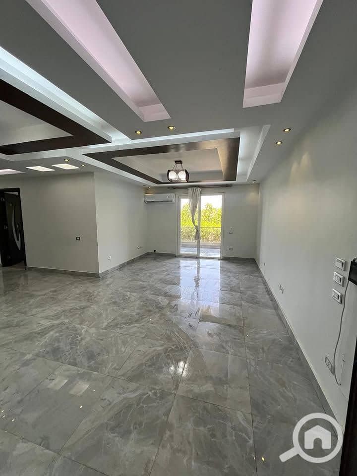 6 607432377_122222784206359879_38026753794678661_n. jpg