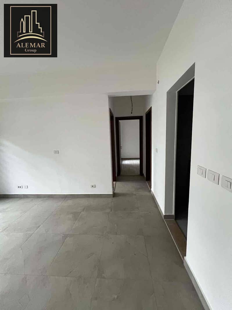 3 7cc2ffde-aaeb-4149-83e7-c154ef2ca1a8. jpg