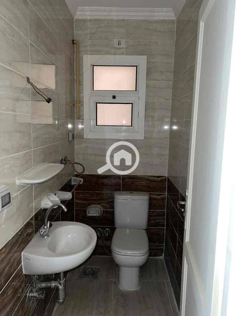 7 53710fbe-9fd4-4a61-a1f3-f4914d5f0bd6. jpg