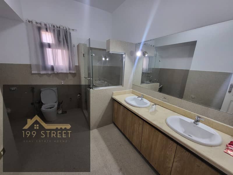 5 WhatsApp Image 2026-01-01 at 11.02. 37 (2). jpeg