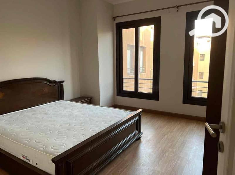 9 9dbc8bd0-5ea7-46ad-9eb3-73bffa53bc62. jpg