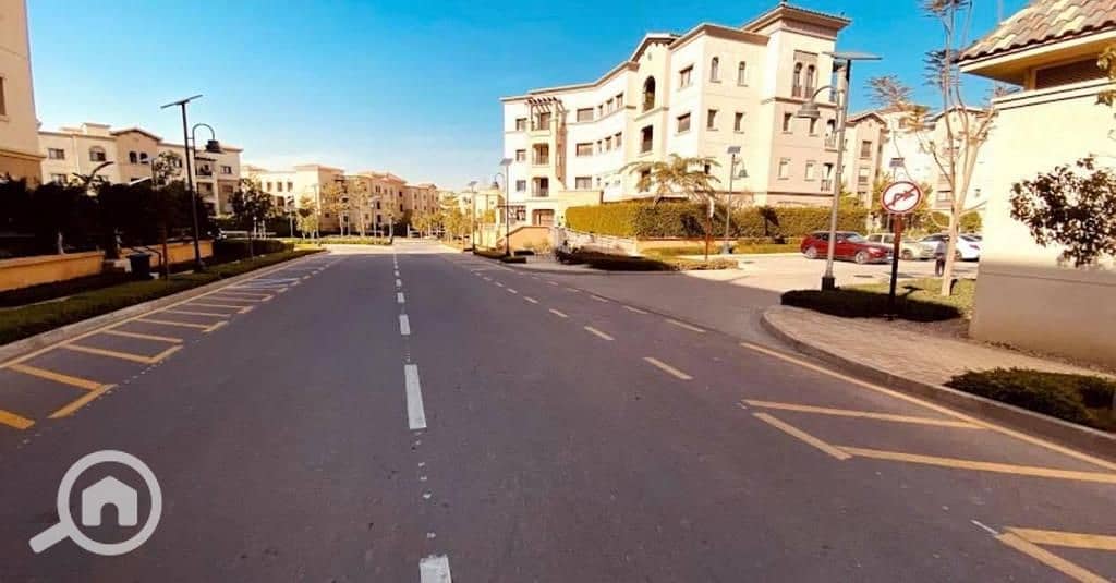 12 WhatsApp Image 2025-10-09 at 12.13. 14_0260312b. jpg