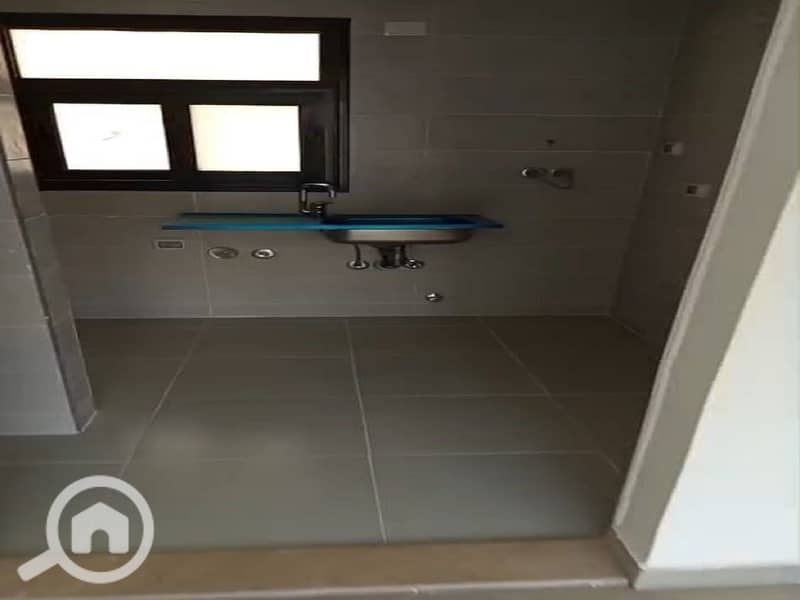 3 3b5a31b9-a8ca-4794-a878-74204f48d31e. jpg