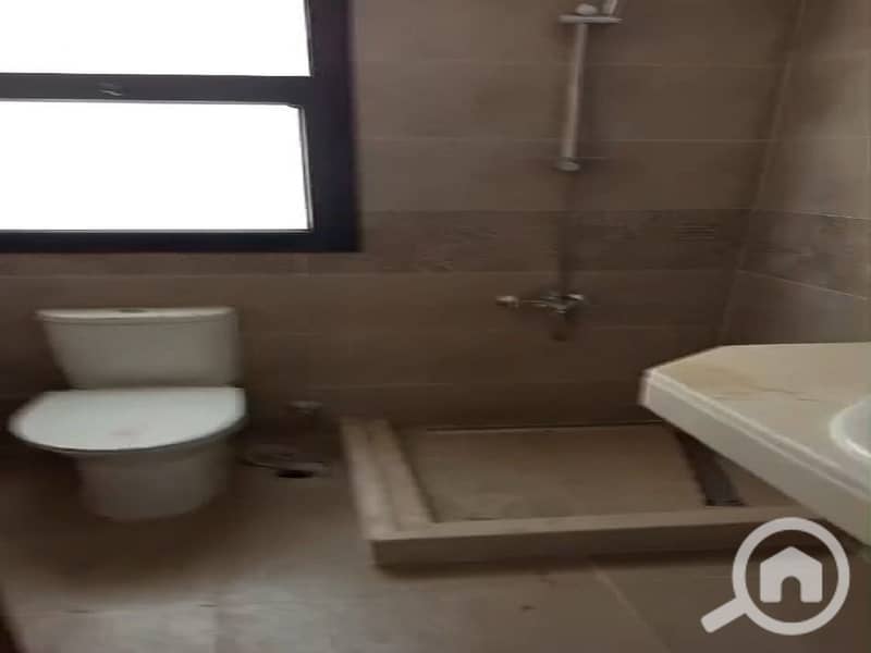 4 7ae132cc-c060-4819-859a-22626a10b7c0. jpg