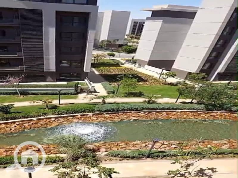 8 bd1f60d2-aab7-45cd-924e-330f2eae2f2b. jpg