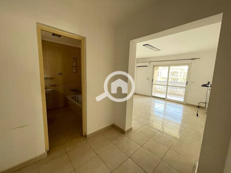 9 4006e919-788e-4e9d-b69d-873c02a9315c. jpg