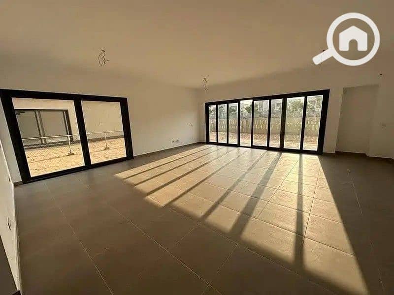 9 30776389-800x600. jpg