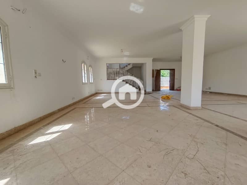 10 f4b02060-58bd-44ab-92ce-e42100bb5542. jpg