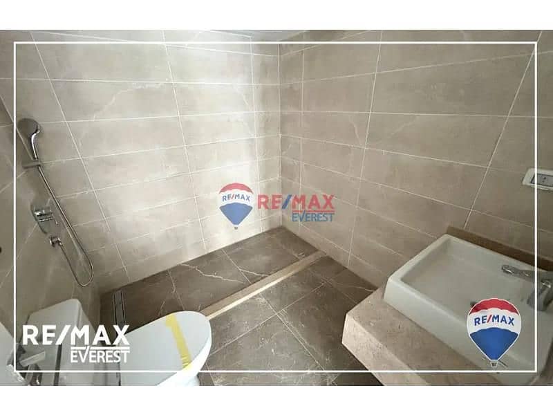 9 156498602-800x600. jpg