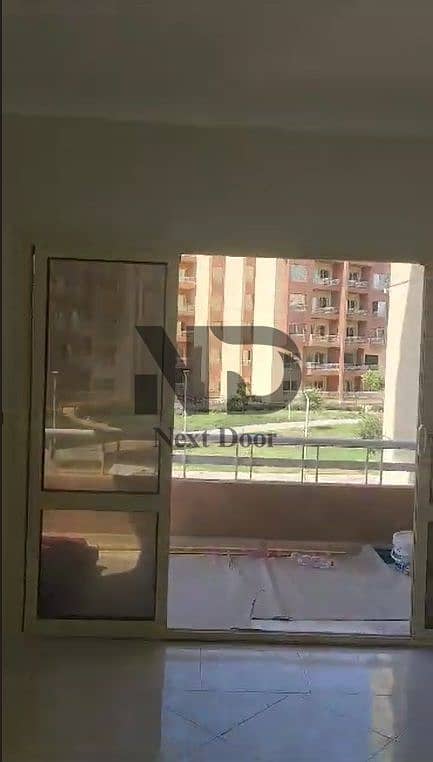 5 5ceb550b-ccda-4734-93b8-f5cc8c20c993. jpg