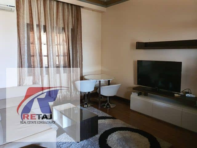 9 c75492ad-b018-47d5-85e5-3d8a9c1c4b72. jpg