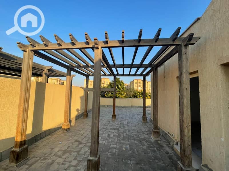 4 5ac99c19-85a6-4202-94b0-205959f27fc4. jpg