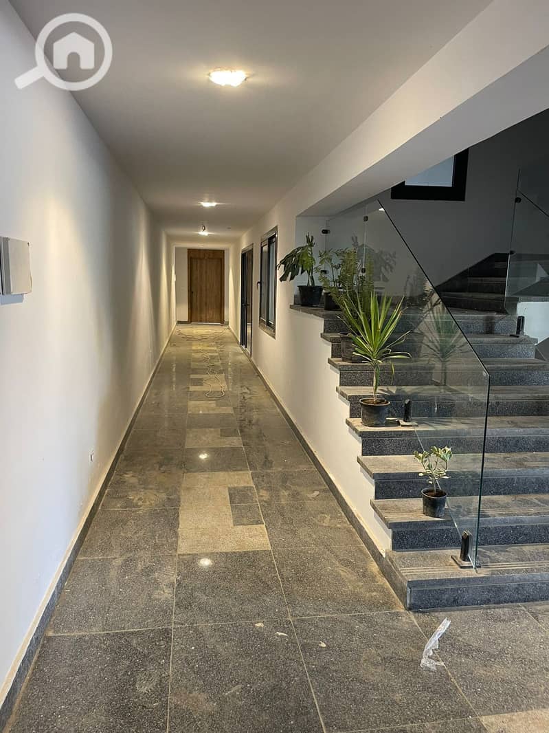 9 WhatsApp Image 2025-10-08 at 3.54. 35 PM (1). jpeg