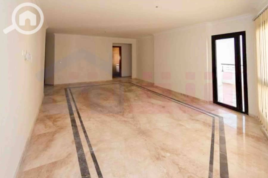 4 WhatsApp Image 2025-12-25 at 16.43. 43 (1). jpg