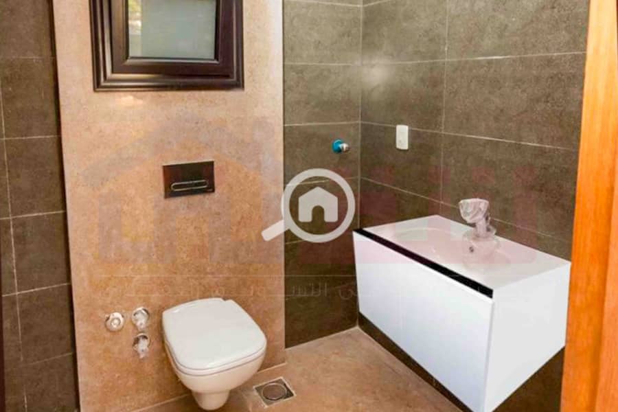 12 WhatsApp Image 2025-12-25 at 16.43. 45. jpg