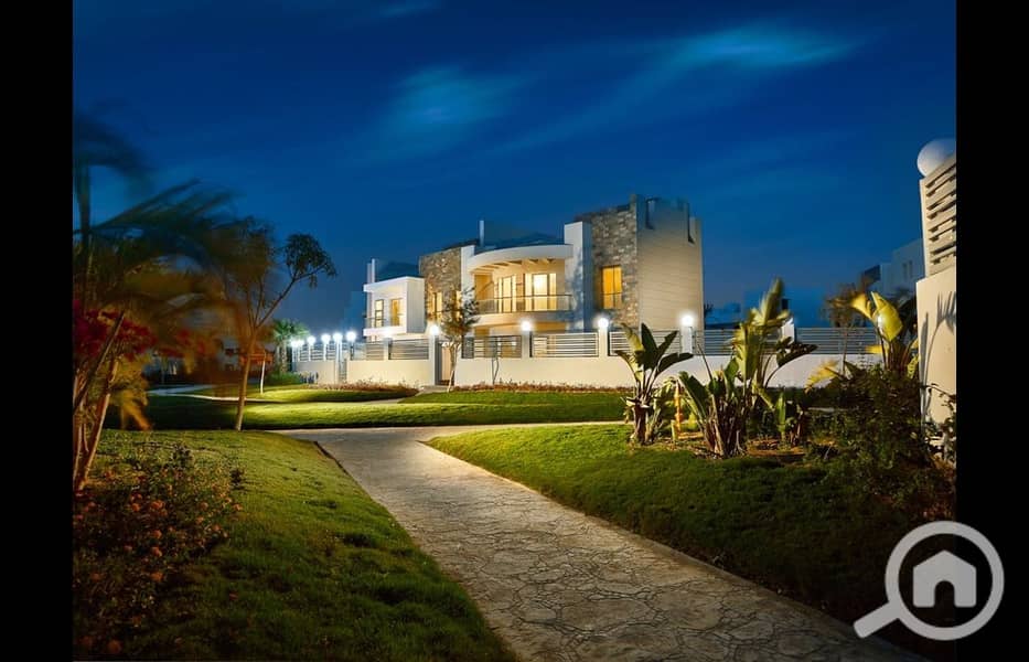 9 penthouses for sale in cleopatra square. jpeg