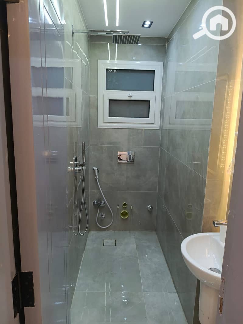 5 WhatsApp Image 2026-01-04 at 11.43. 46 (1). jpeg