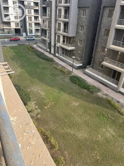 3 Bedroom Flat for Sale in 6th of October, Giza - IMG-20251223-WA0008. jpg