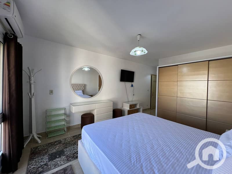 7 de2c2329-9b3c-4845-b255-18b1b74fe97a. jpg