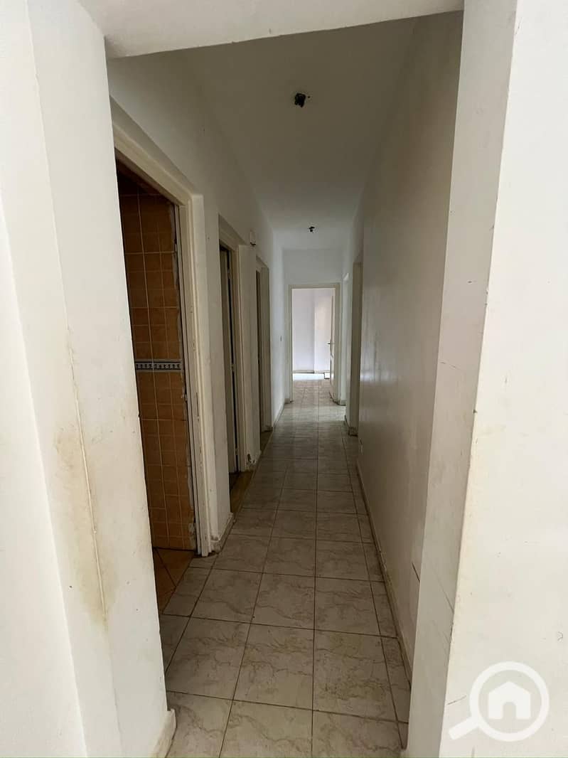 8 4bce5a2c-e530-4246-a290-8971712944a4. jpeg