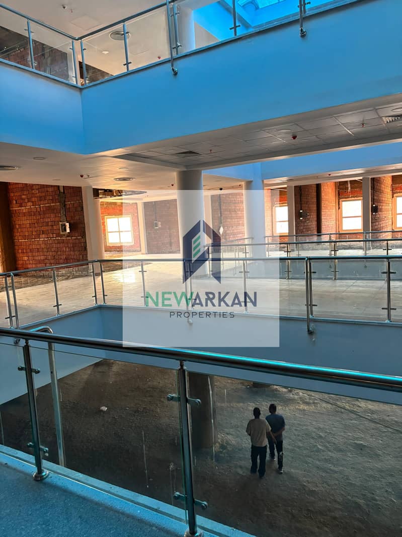 4 WhatsApp Image 2025-10-02 at 9.32. 38 PM (3). jpeg