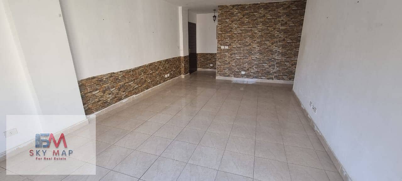 6 605771951_25235942942756097_2632119152206223094_n. jpg