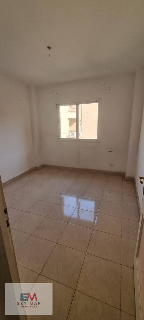 8 606317945_25235943662756025_5477183227149184592_n. jpg