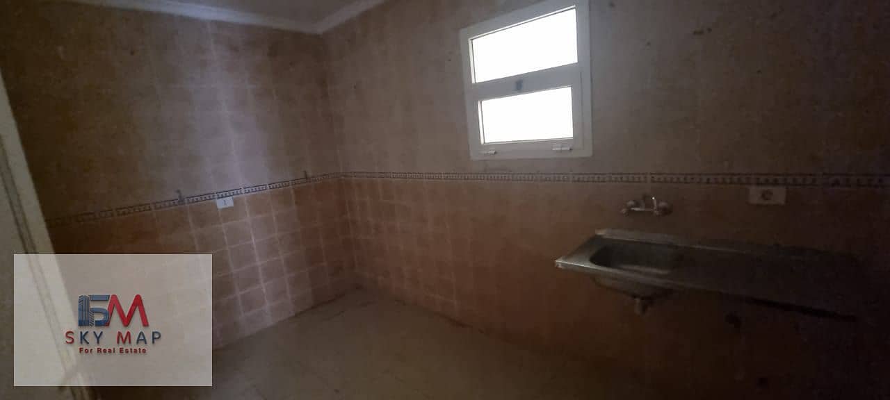 9 607963089_25235944159422642_6855890100654744429_n. jpg