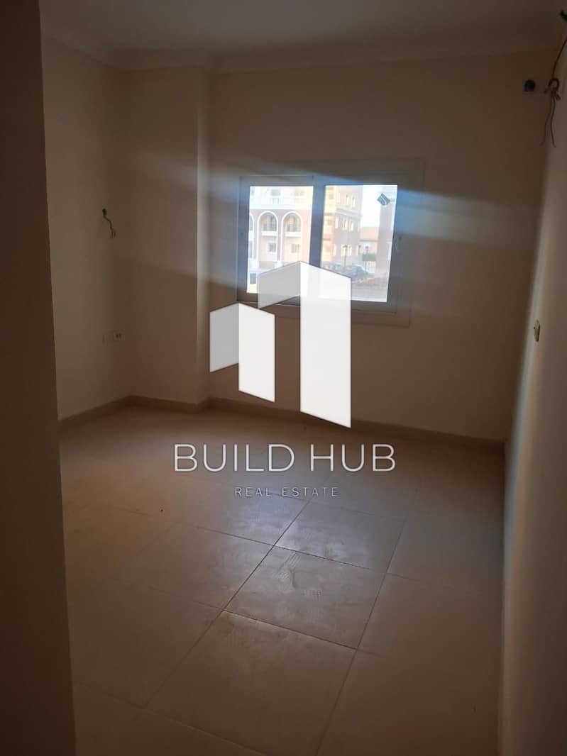 12 0542f65a-8bf0-42d0-9f2f-b6abff2d5fd8. jpeg