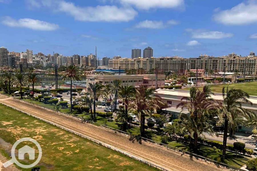 5 WhatsApp Image 2025-12-21 at 2.46. 50 PM (1). jpg