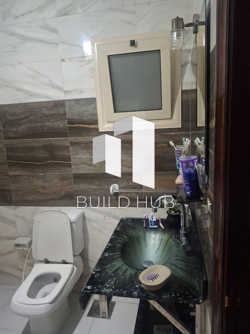 10 bfe31981-a2f0-4c7b-97d6-dcb523237f46. jpeg