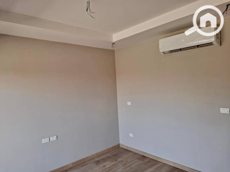 12 WhatsApp Image 2025-12-24 at 1.59. 12 PM (4). jpeg