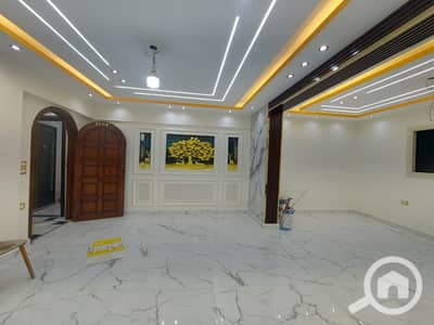 شقة 4 غرف نوم للايجار في لوران، الإسكندرية - ca7666f4-0ed8-4af2-bd29-e4479be70175. jpg