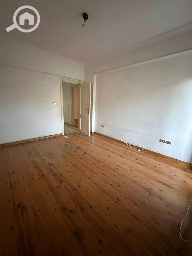 2 a31dc99a-5cd5-411e-bde4-034926a2054c. jpeg