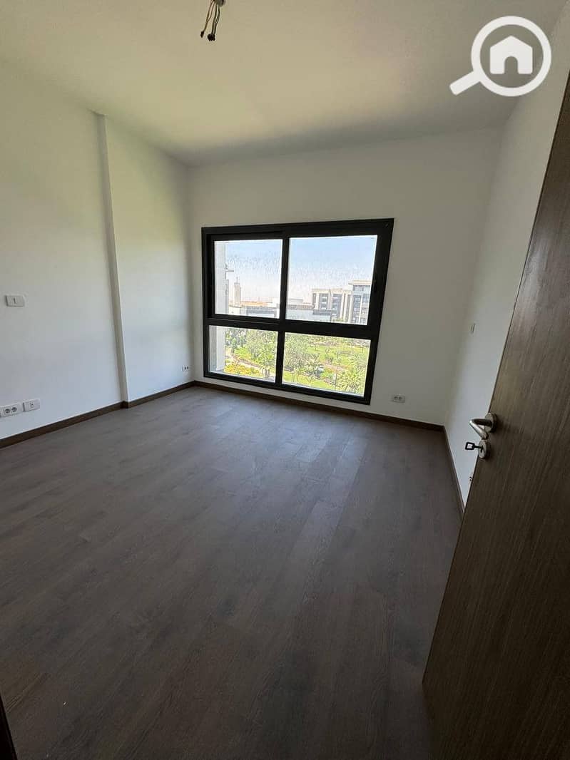 5 328b97fa-525f-470a-b19e-34ab9253182c. jpg