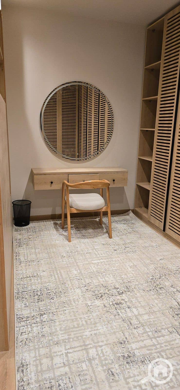 23 e5fa56b0-eafa-4d63-b825-c714bcc8c7b3. jpg