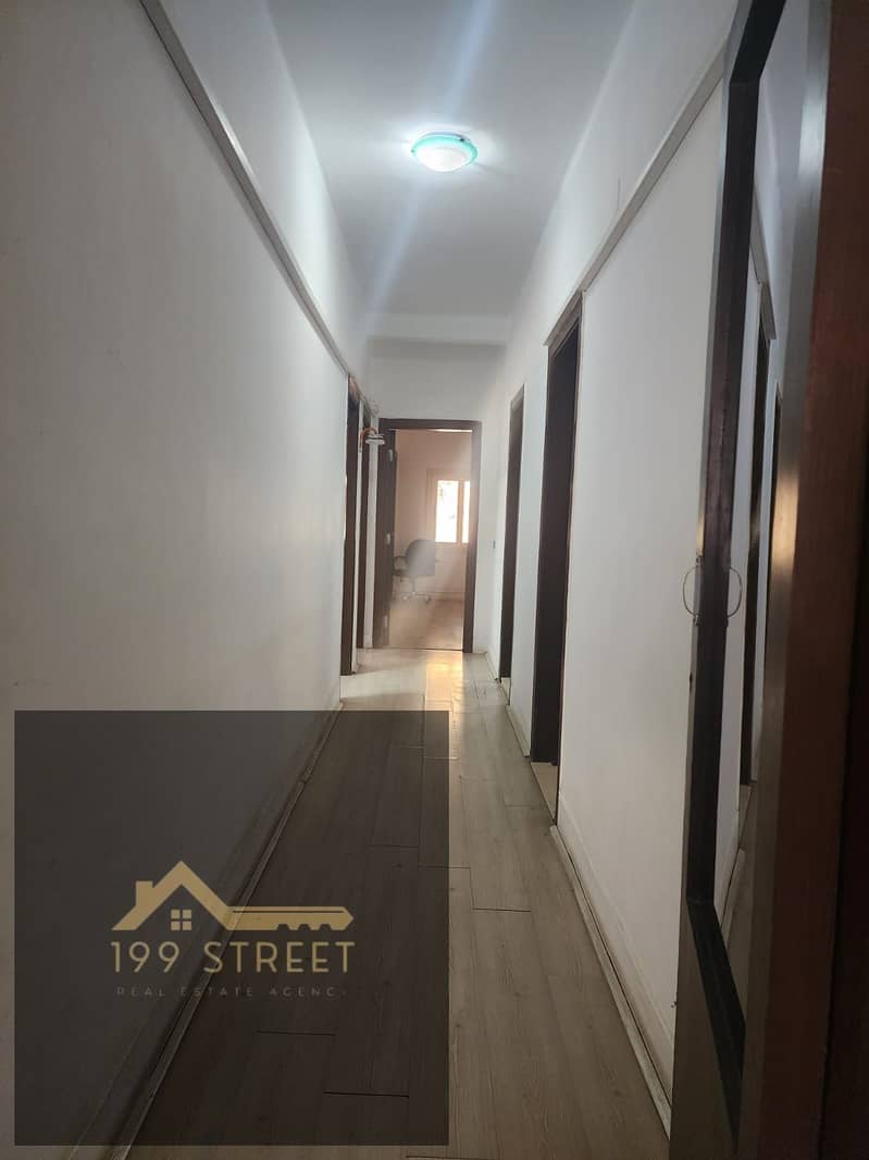 8 WhatsApp Image 2026-01-01 at 10.59. 28 (3). jpeg