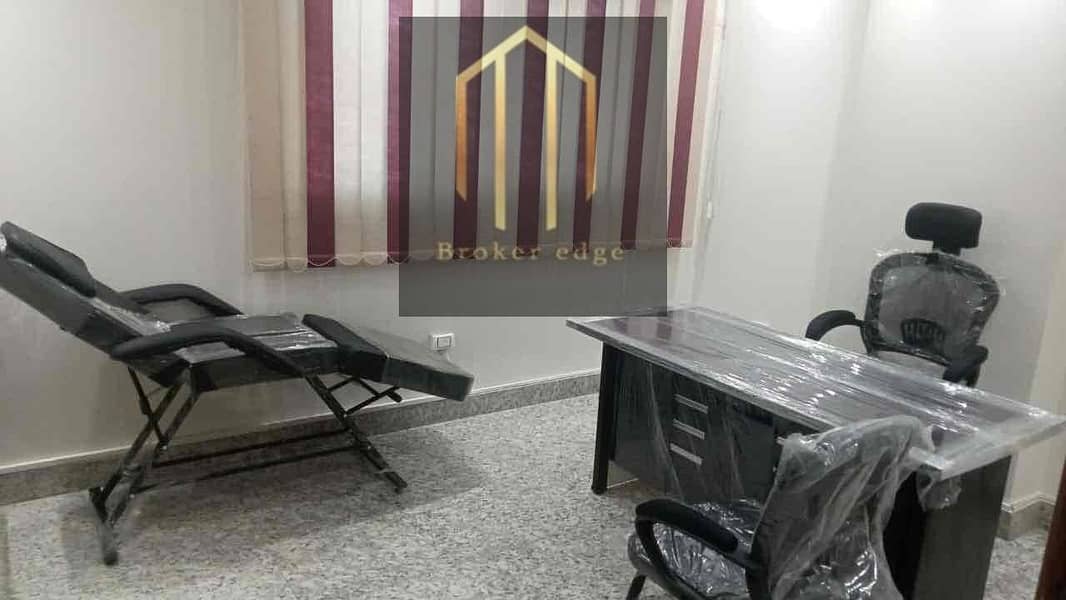 2 0fb7e4ff-2f3d-4eae-9be1-efef8a9f7e8c. jpg