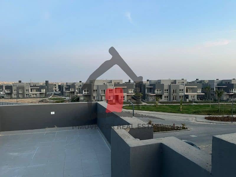 7 fa5ba303-84ce-46b2-8a4c-f3cf0bfd4e3c. jfif. jpg