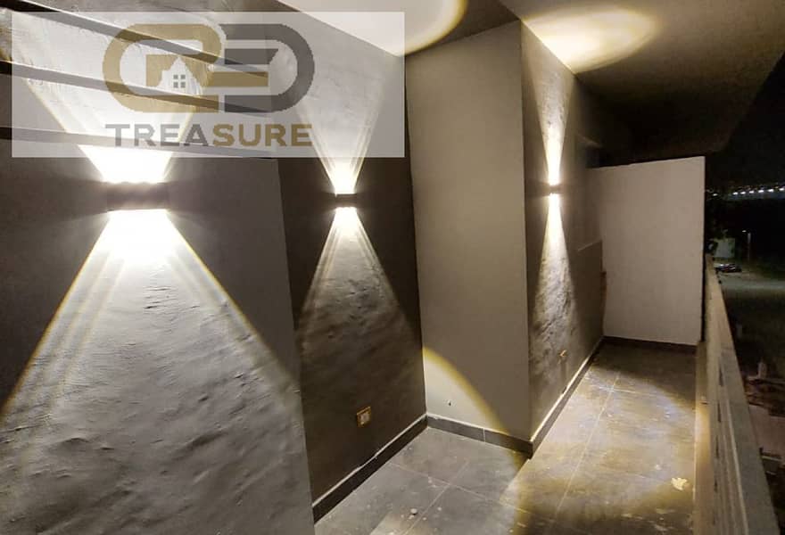 5 ef9837f0-3e54-4ab0-90d4-7a6cedd60079. jpg