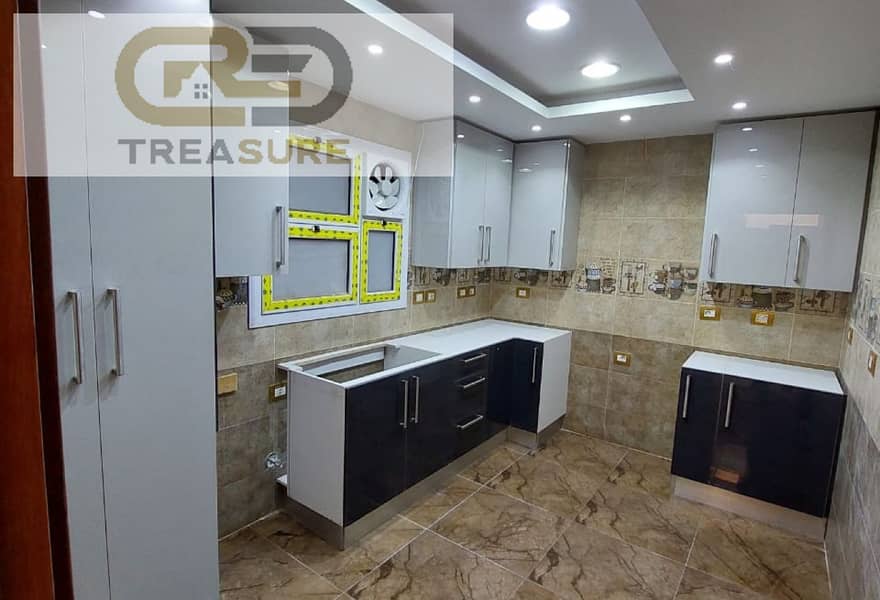 7 b1ceabd4-3302-4f28-98fe-f15d9a822b94. jpg