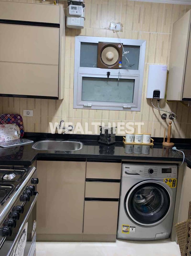 17 9e115b07-9ad8-49fa-8d46-0b2ad436e7a6. jpg