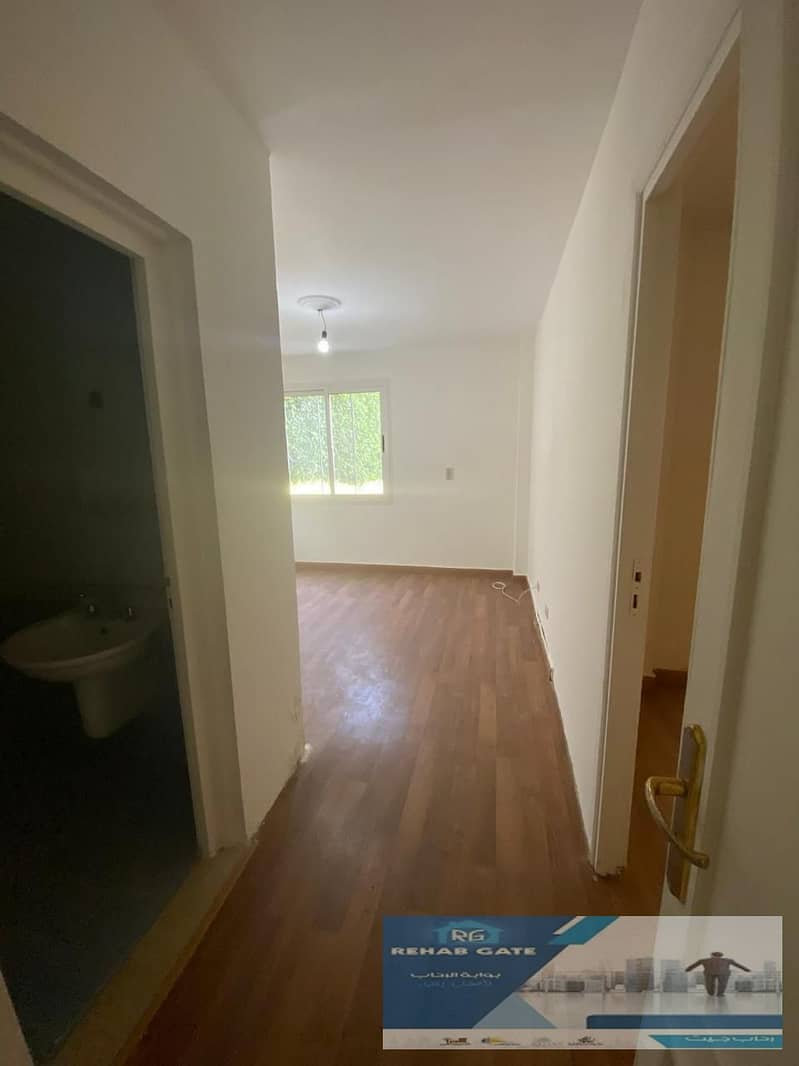 2 ce800ab5-92a1-4106-b2ed-d6eed45adf33. jpg