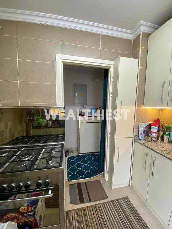 9 10315b70-a53d-471f-ad9f-b62a021f834a. jpg