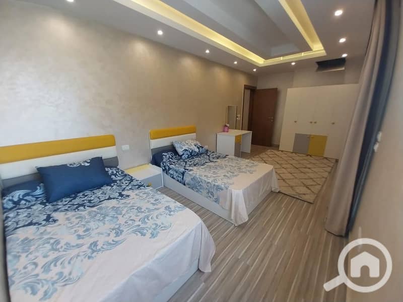 14 1bb3c93b-6273-4f73-af9a-2b7e3ee9a53d. jpeg