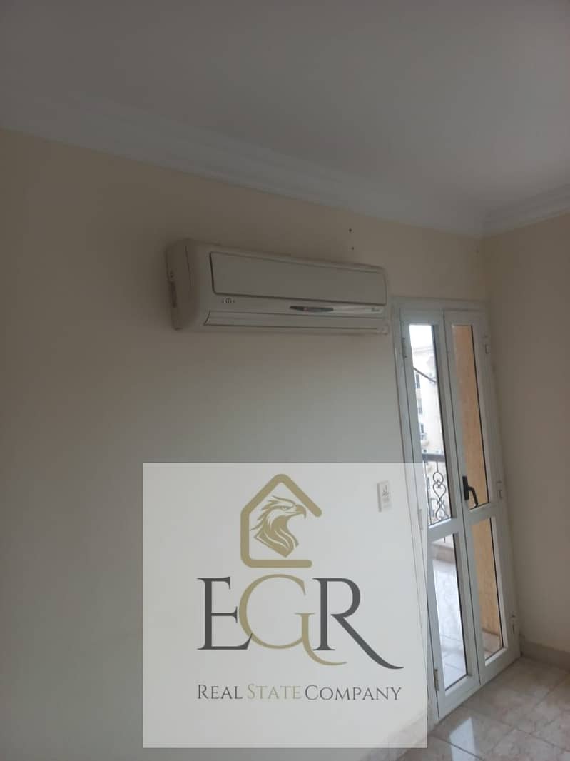 9 607964479_122149335302725781_495635874524181549_n. jpg