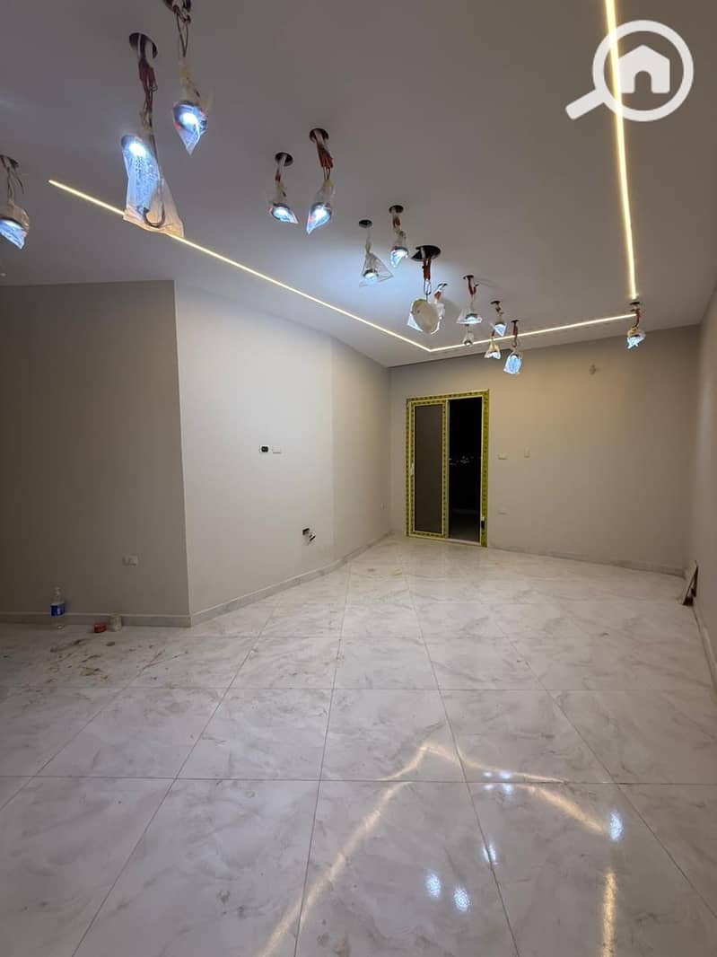 2 WhatsApp Image 2026-01-04 at 2.35. 21 PM (1). jpeg