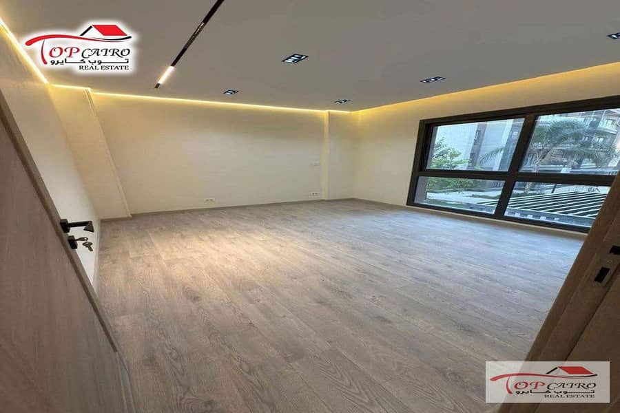 6 IMG-20251026-WA1285_1200x800. jpg