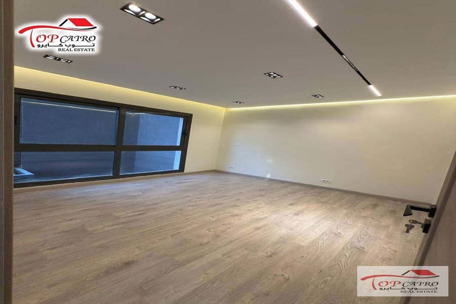 8 IMG-20251026-WA1293_1200x800. jpg