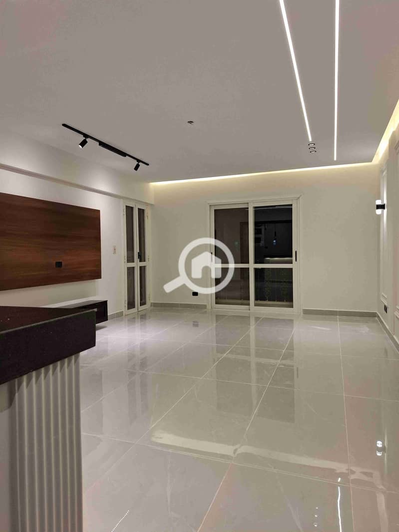 1000554538. jpg 1000554538. jpg